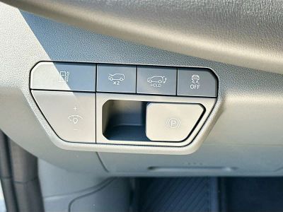 2026 Kia EV9 — photo 10 view