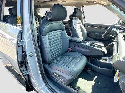 2026 Kia EV9 — photo 30 view