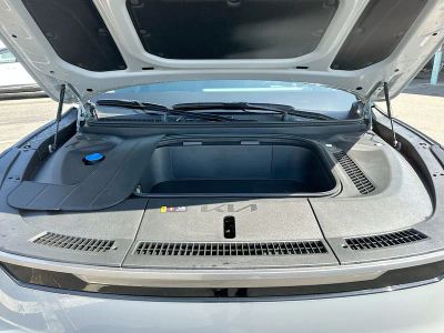 2026 Kia EV9 — photo 32 view