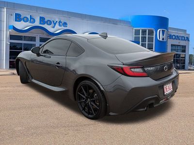 2025 Toyota GR86 - Photo 3