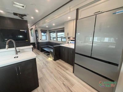 2026 Keystone RV Avalanche — photo 14 view