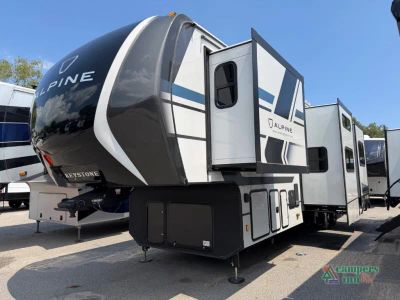 2026 Keystone RV Avalanche — interior view
