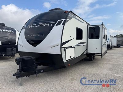 2022 Cruiser Twilight Signature - Photo 2