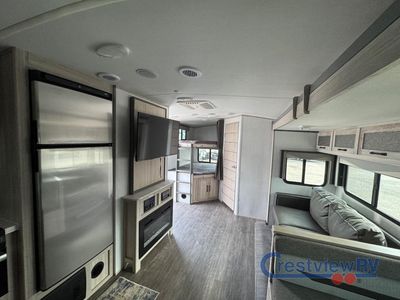 2022 Cruiser Twilight Signature - Photo 13