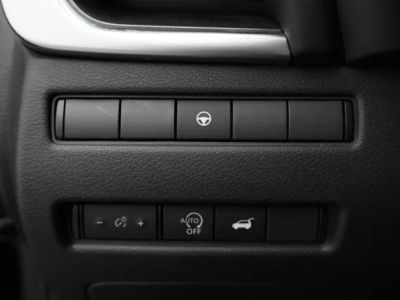 2025 Nissan Rogue - Photo 17