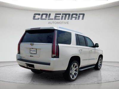 2015 Cadillac Escalade — detail view