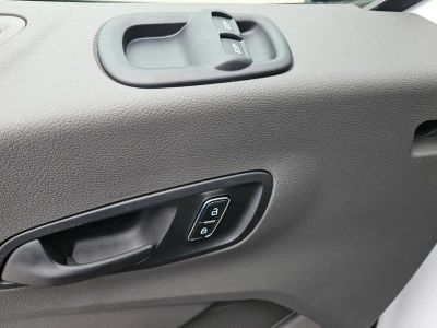 2025 Ford Transit-150 — photo 11 view
