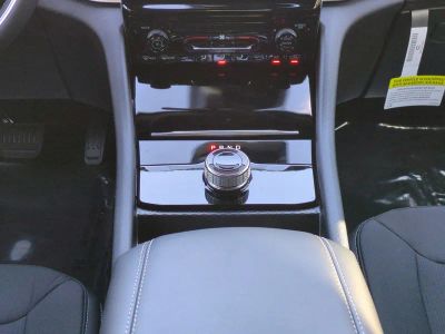 2025 Jeep Grand Cherokee — photo 19 view