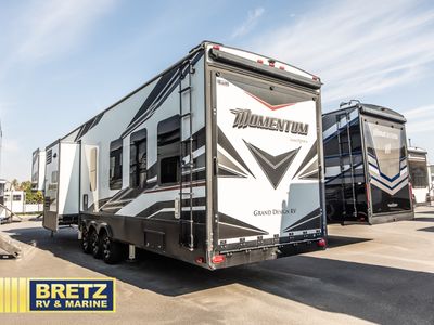 2021 Grand Design Momentum M-Class - Photo 4