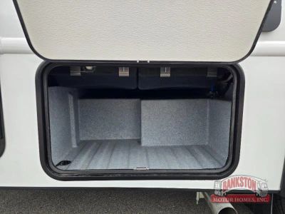 2026 Entrada 2000NS — interior view