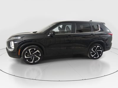 2024 Mitsubishi Outlander - Photo 4