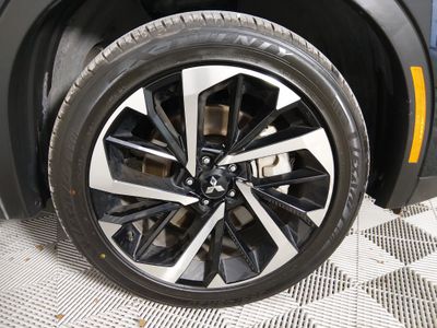 2024 Mitsubishi Outlander - Photo 10