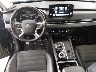 2024 Mitsubishi Outlander - Photo 22