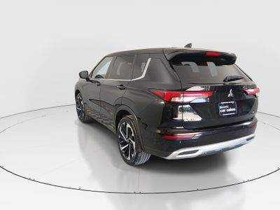 2024 Mitsubishi Outlander - Photo 5