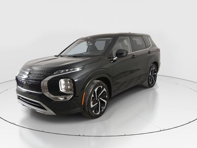 2024 Mitsubishi Outlander - Photo 3