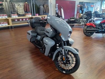 2025 Indian Motorcycle Roadmaster PowerPlus Dark Horse 112 w/PowerBand Storm Gray - Photo 2
