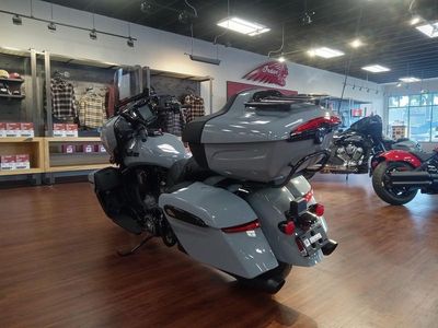 2025 Indian Motorcycle Roadmaster PowerPlus Dark Horse 112 w/PowerBand Storm Gray - Photo 8