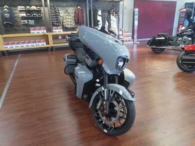 2025 Indian Motorcycle Roadmaster PowerPlus Dark Horse 112 w/PowerBand Storm Gray - Photo 4