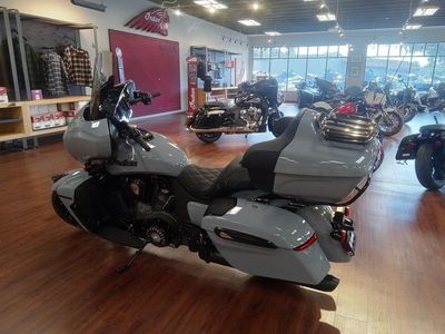 2025 Indian Motorcycle Roadmaster PowerPlus Dark Horse 112 w/PowerBand Storm Gray - Photo 9