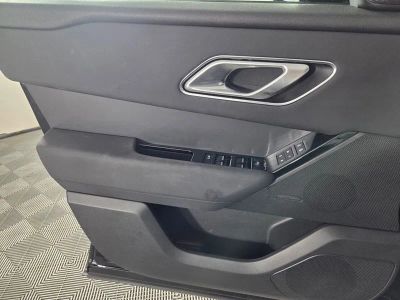 2024 Land Rover Range Rover Velar — photo 18 view