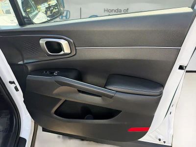 2023 Kia Sorento — photo 33 view