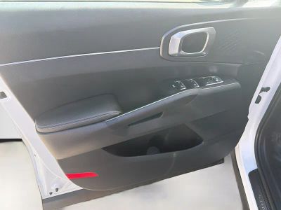 2023 Kia Sorento — photo 19 view