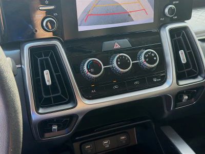 2023 Kia Sorento — photo 14 view