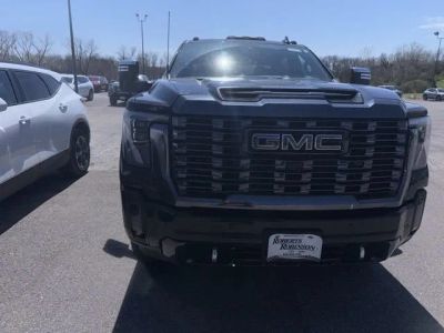 2024 GMC Sierra 2500 HD — interior view