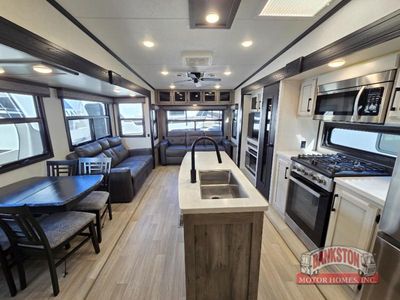 2023 Durango D333RLT - Photo 18