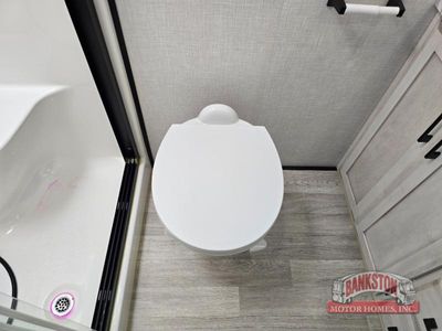 2023 Durango D333RLT - Photo 27