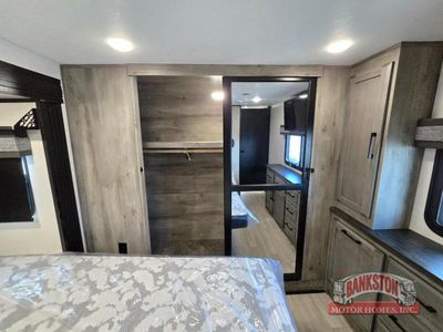 2023 Durango D333RLT - Photo 33