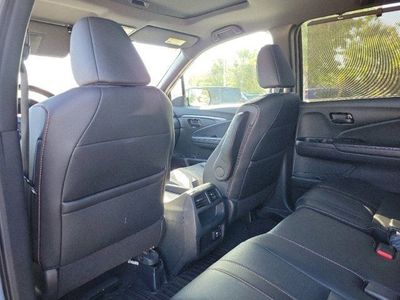 2023 Honda Passport — photo 13 view