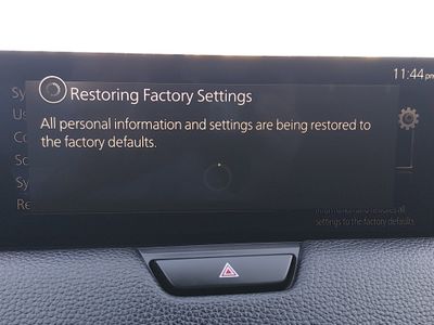 2025 Mazda CX-90 - Photo 25