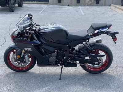 2026 Suzuki GSX-R750 - Photo 6