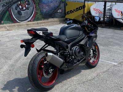 2026 Suzuki GSX-R750 - Photo 3