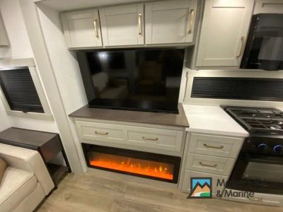 2026 Brinkley Model Z - Photo 11