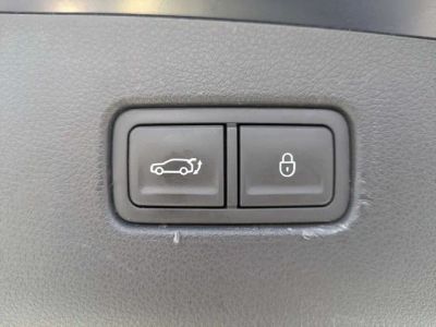 2025 Genesis GV70 — photo 13 view