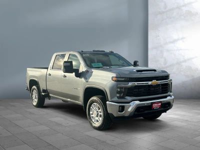 2026 Chevrolet Silverado 2500HD — photo 8 view