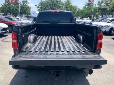 2017 GMC Sierra 3500 HD — interior view