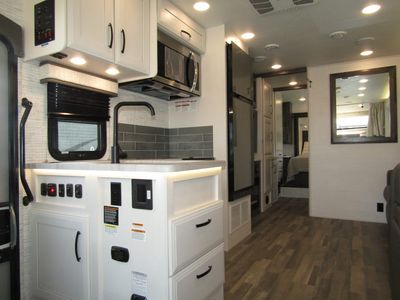 2025 Entegra ODYSSEY - Photo 11