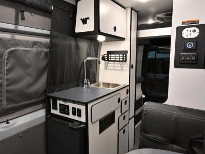 2026 Winnebago REVEL SPORT - Photo 7