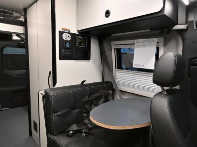 2026 Winnebago REVEL SPORT - Photo 12