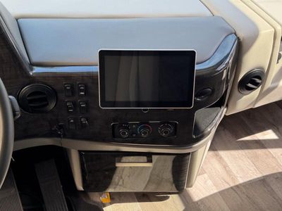 2026 Thor Motor Coach Palazzo GT - Photo 13