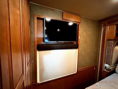 2016 Winnebago Adventurer - Photo 20