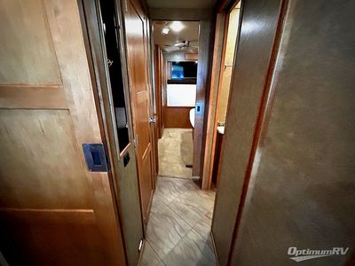 2016 Winnebago Adventurer - Photo 14