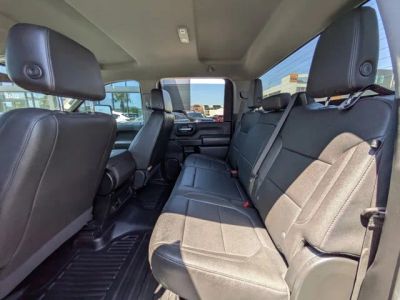 2023 GMC Sierra 2500HD — photo 12 view