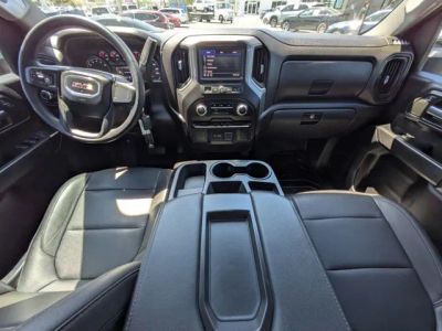 2023 GMC Sierra 2500HD — photo 13 view