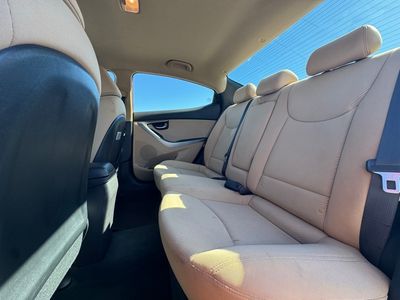 2013 Hyundai Elantra GLS - Photo 18