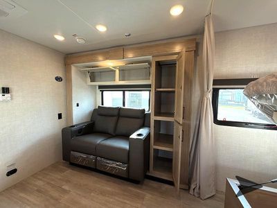 2026 Ember RV E Series - Photo 17