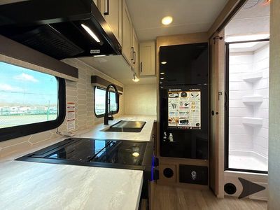 2026 Ember RV E Series - Photo 13